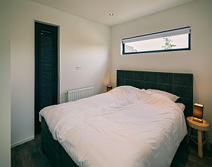 Guest house 661210 - Bungalow Goeree-Overflakkee - Vakantiepark Zeedijk 2