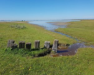 Guest house 661211 - Bungalow Goeree-Overflakkee - Vakantiepark Zeedijk 3