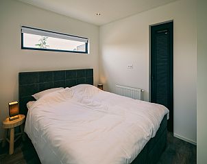 Guest house 661212 - Bungalow Goeree-Overflakkee - Vakantiepark Zeedijk 4