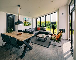 Guest house 661227 - Bungalow Goeree-Overflakkee - Vakantiepark Zeedijk 5