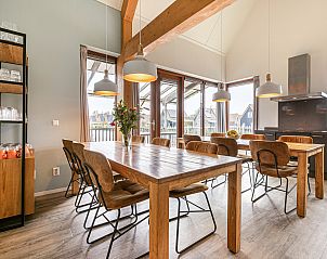 Verblijf 670843 - Bungalow Groene hart - De Reeuwijkse Plassen | 12-persoons waterwoning - Ravensberg