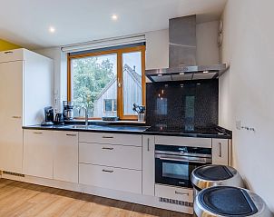 Verblijf 670851 - Bungalow Groene hart - De Reeuwijkse Plassen | 8-persoons waterwoning | 8C1