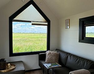 Binnenruimte van Huisje in Haastrecht, vakantiehuis met uitzicht op weidse velden in Zuid-Holland.