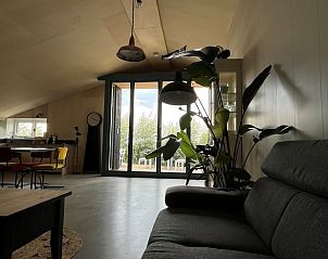 Stijlvolle binnenruimte van Vakantiehuisje in Aarlanderveen, Groene hart, Zuid-Holland.