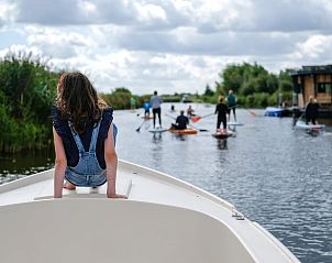 Geniet van watersportavonturen bij Vakantiehuisje in Aarlanderveen, gelegen in het Groene Hart van Zuid-Holland.