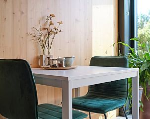 Eethoek in Huisje in Boskoop, vakantiehuis in het Groene Hart, Zuid-Holland.