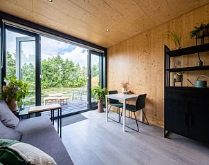 Gezellige binnenruimte van Huisje in Boskoop, vakantiehuis in het Groene Hart, Zuid-Holland.