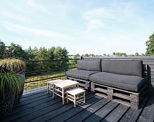 Dakterras van Huisje in Boskoop vakantiehuis met comfortabele zitplekken, Groene Hart.