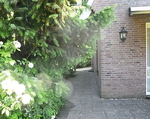 Guest house 6801108 - Holiday property Noordzeekust - Vakantiehuis mit privatem Garten und Terrasse