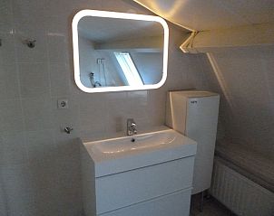 Guest house 6801108 - Holiday property Noordzeekust - Vakantiehuis mit privatem Garten und Terrasse