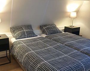 Guest house 6801108 - Holiday property Noordzeekust - Vakantiehuis mit privatem Garten und Terrasse