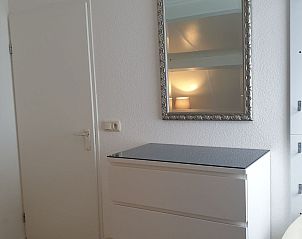 Guest house 6801108 - Holiday property Noordzeekust - Vakantiehuis mit privatem Garten und Terrasse