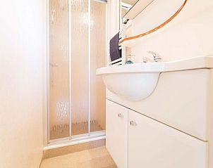 Guest house 680168 - Holiday property Noordzeekust - Vakantiehuis Holiday home 5 personen