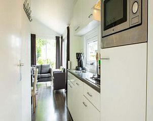 Praktische keuken in Vakantiehuis Comfort 5 personen, Noordwijk, ideaal voor zelf koken aan de kust.