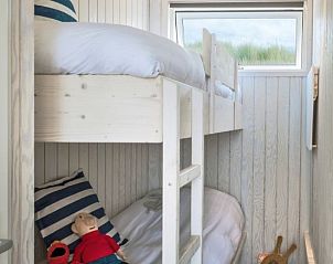 Guest house 6804123 - Holiday property Noordzeekust - 5 pers. Haagsestrandhuisje.