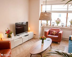 Guest house 680809 - Apartment Noordzeekust - Beachhouse Anna prive parkeerplaats!