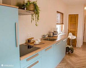 Guest house 680809 - Apartment Noordzeekust - Beachhouse Anna prive parkeerplaats!