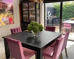 Guest house 681201 - Holiday property Noordzeekust - Koetshuis aan het water