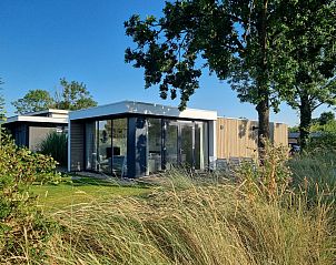 Verblijf 690445 • Chalet Voorne Putten/Hoekse waard • Chalet in Hellevoetsluis 