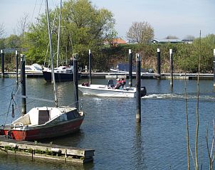 Varen in de buurt van Vakantiehuis Berkel Sauna 4, Dordrecht, Rotterdam, met schilderachtig uitzicht.