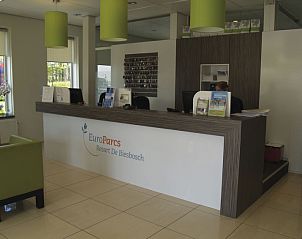 Receptie van EuroParcs Resort De Biesbosch nabij Vakantiehuis L-Pavilion 6, Dordrecht, Rotterdam eo.