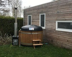 Verblijf 701162 - Vakantiewoning Rotterdam eo - Tiny Cottage Hottub 2+2