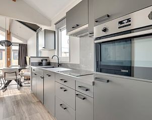 Verblijf 990136 - Vakantiewoning Schouwen-Duiveland - Chalet De Zeester nr. 718 - Strandpark de Zeeuwse Kust